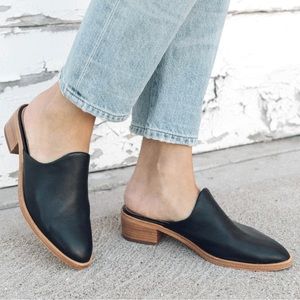 Soludos Venetian Mules